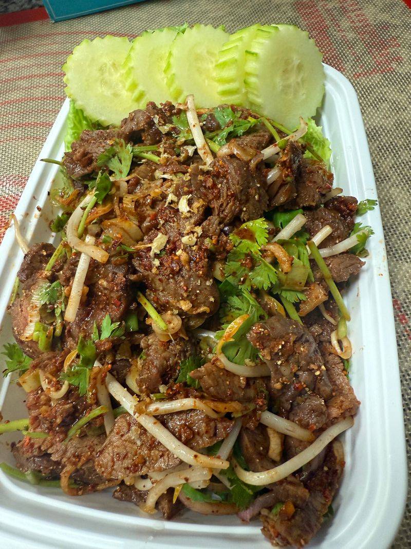 Dali's Lao Thai Café – Sanford