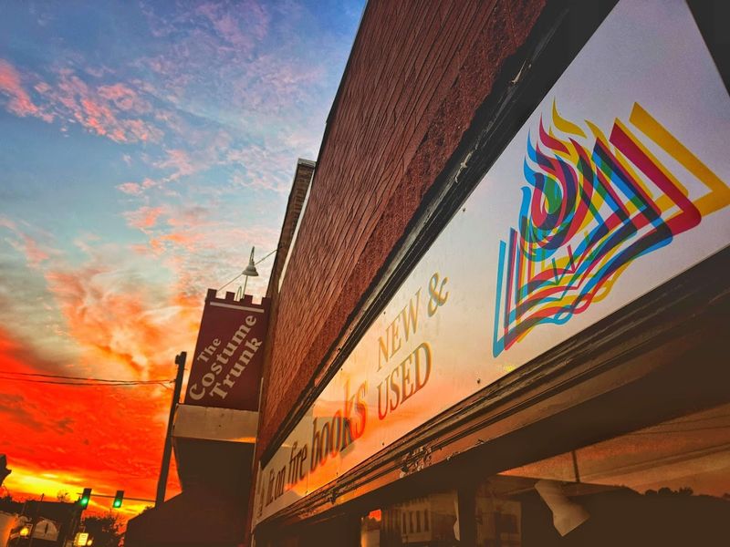 Lit. on Fire Books, Peoria