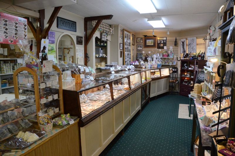 Anderson's Candy Shop, Richmond, IL