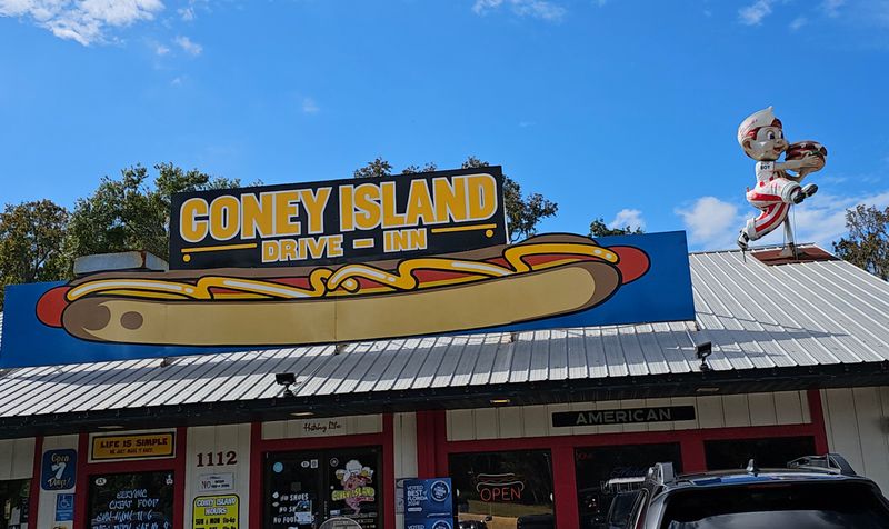Coney Island Drive-Inn – Brooksville