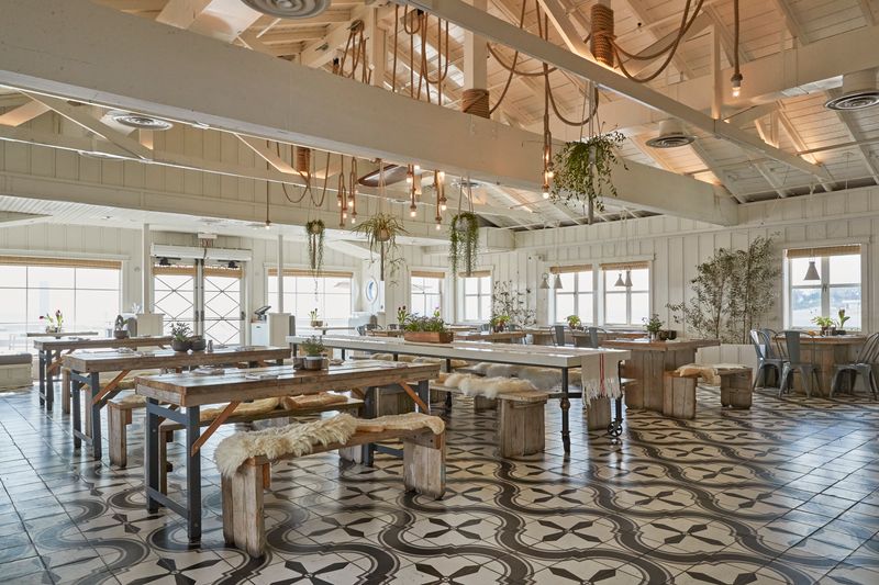 Malibu Lagoon State Beach (Malibu Pier / Malibu Farm Restaurant)