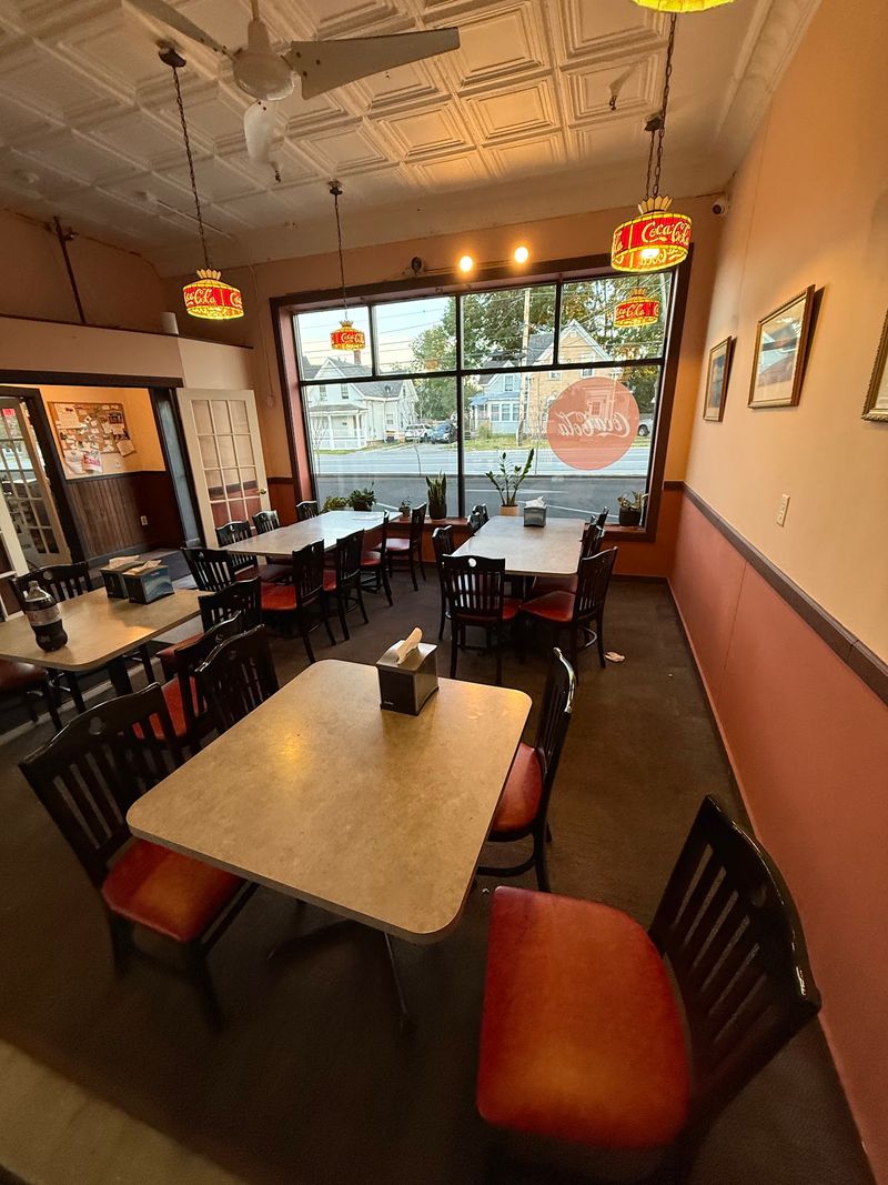 Angelo's Pizzeria 