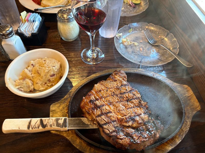 Angelo's Steak & Pasta