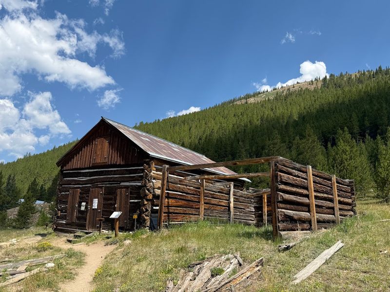 Independence Ghost Town