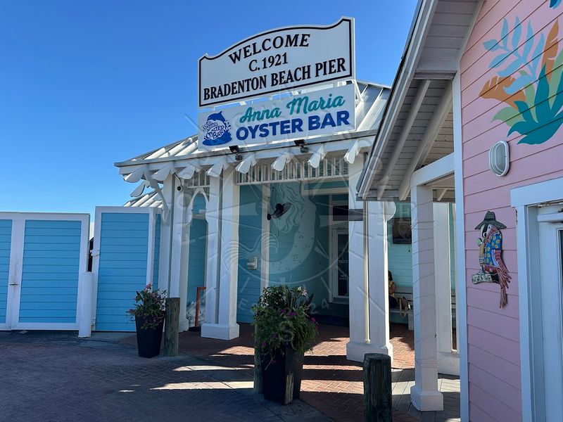 Anna Maria Oyster Bar On The Pier, Bradenton Beach