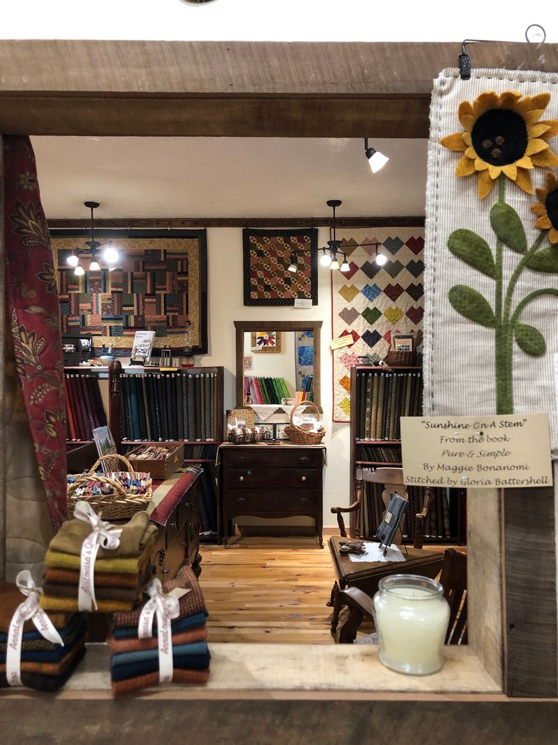AnnaLouisa's Quilt Shop, Navarre