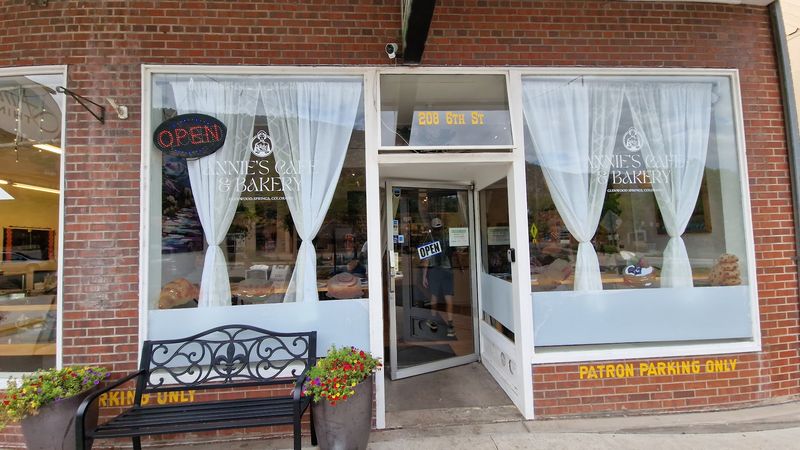 Annie's Bakery, Glenwood Springs