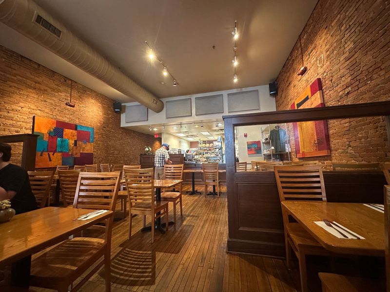 Nick’s Diner – 130 S Buckeye St, Wooster, OH 44691