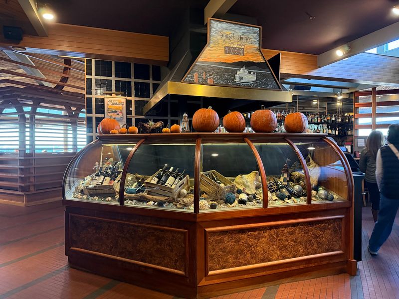 Anthony's HomePort Edmonds