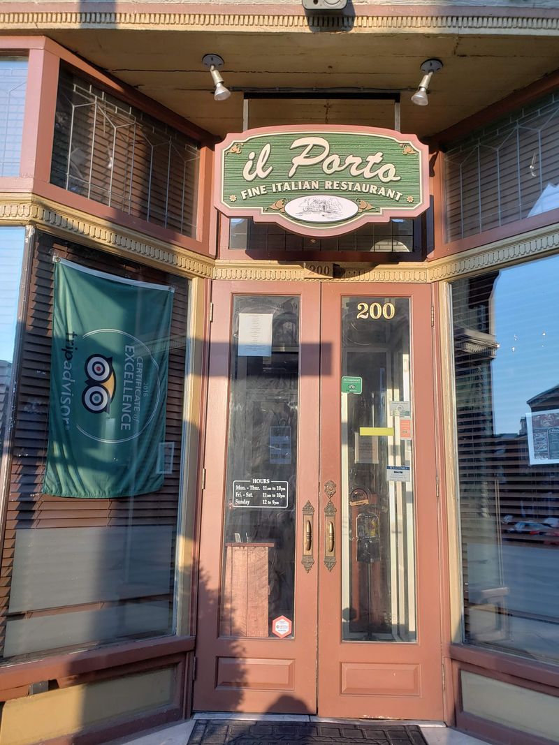 Il Porto (Frederick)