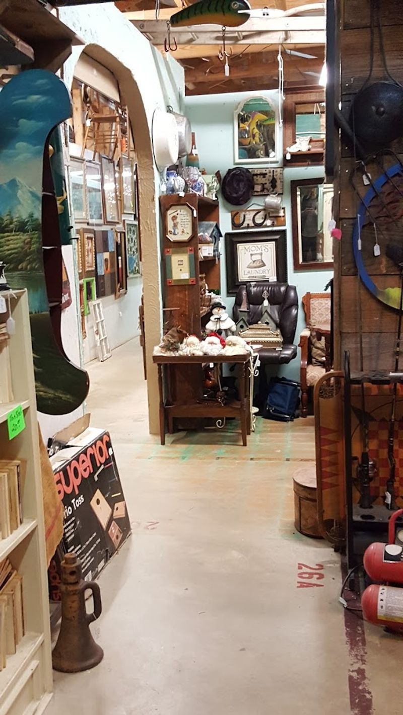 Antique Booths With A Lived-In Feel