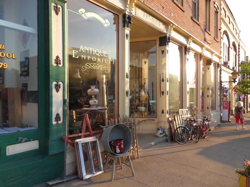 Antique Emporium, Millersburg