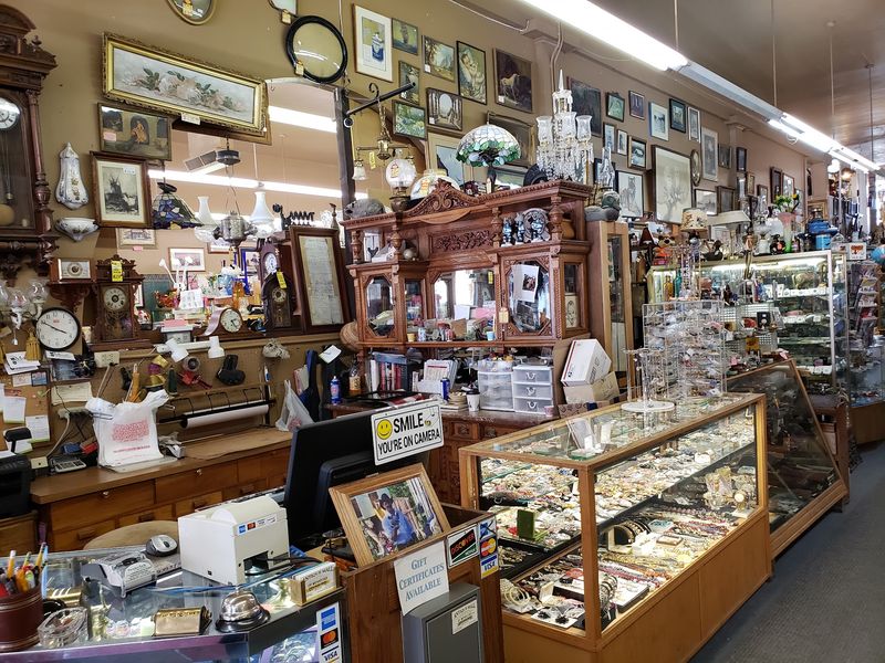 Antique Mall of Wenatchee