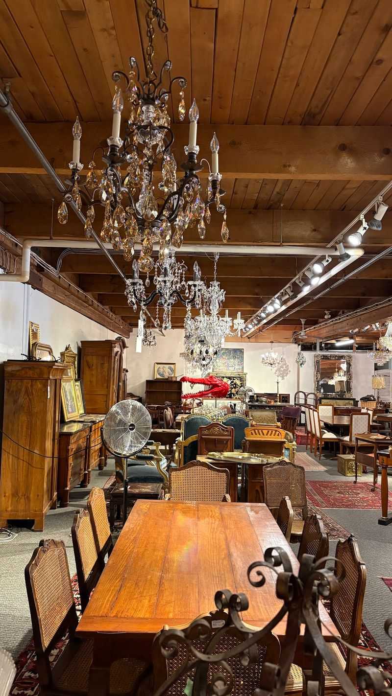 Antique Warehouse Inc