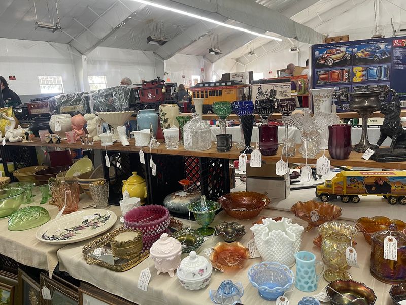 Antiques And Treasures Around Every Corner