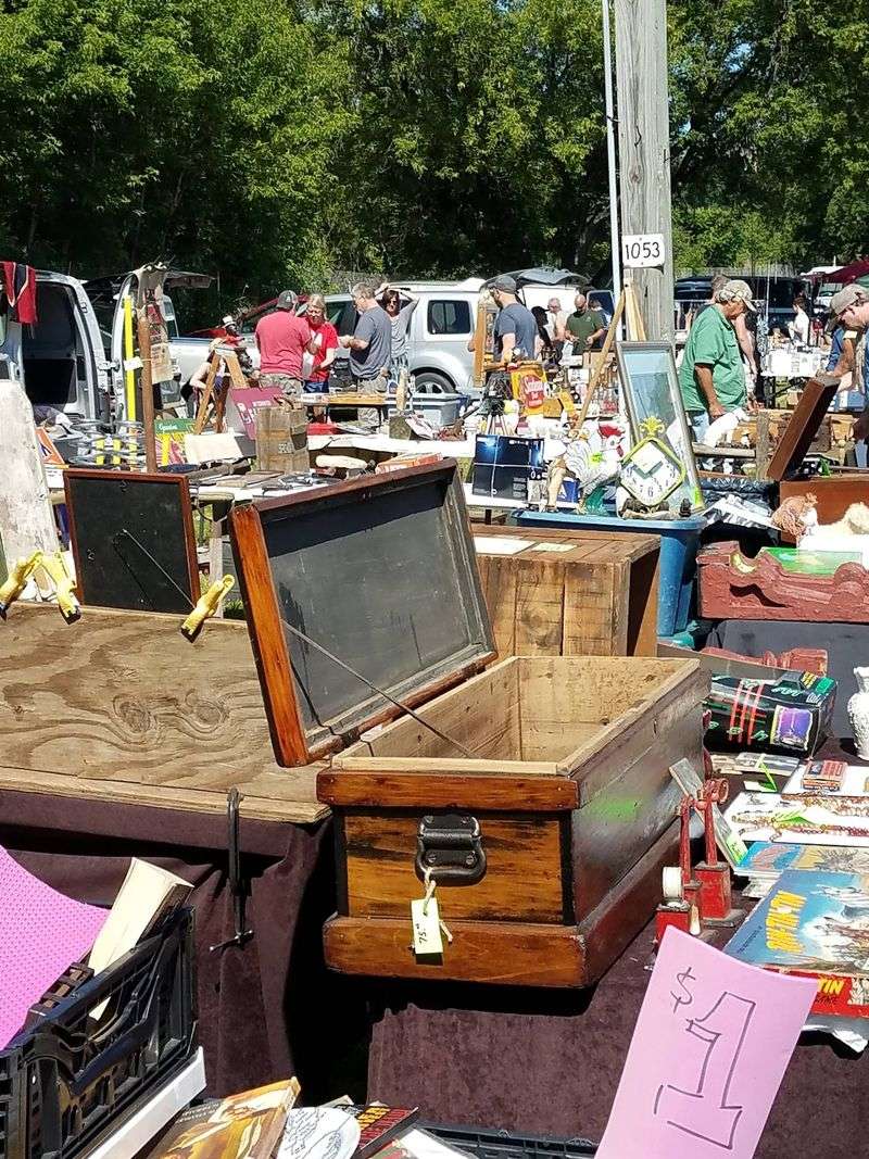 Antiques, Collectibles, And Hidden Finds Antiques, Collectibles, And Hidden Finds