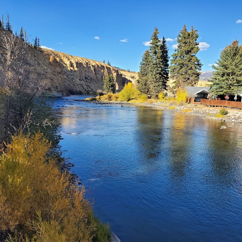 Antlers Rio Grande Lodge & Riverside Restaurant, Creede Antlers Rio Grande Lodge & Riverside Restaurant, Creede