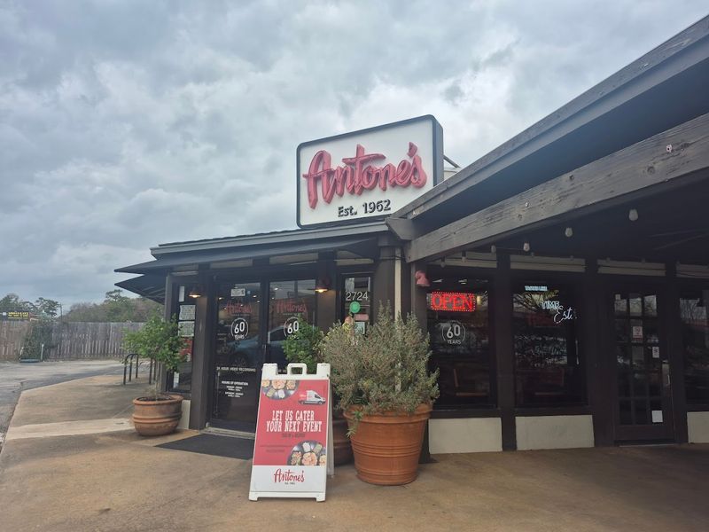 Antone's Famous Po'Boys