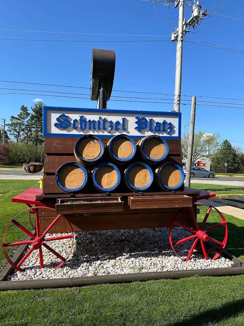 Signature Sides And Traditional Accompaniments 