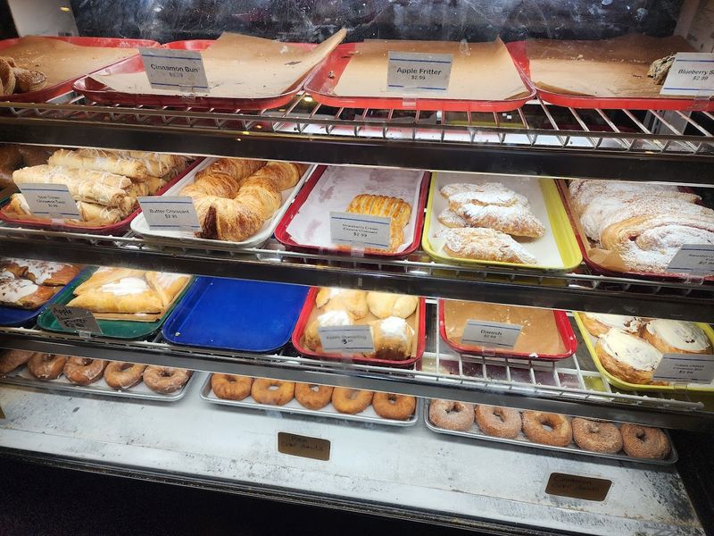 Apple Cider Donuts Worth The Drive Alone