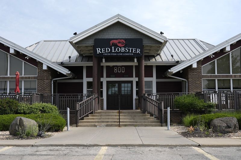 Red Lobster: Seafood That's Lost at Sea