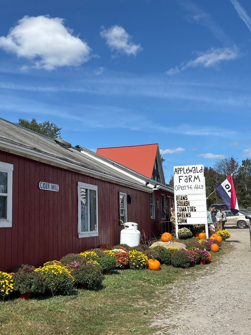 Applewald Farm, Litchfield, Maine