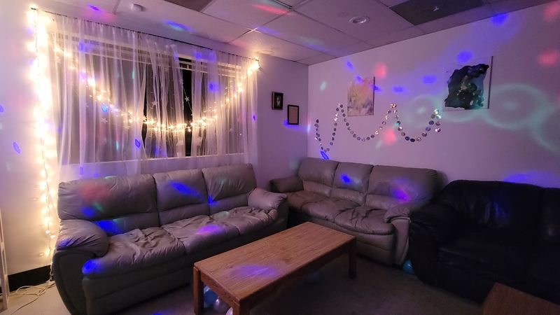 Appreciate How Comfortable The Rooms Feel Appreciate How Comfortable The Rooms Feel