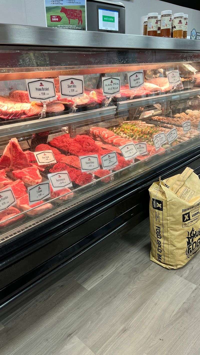 Arapahoe Road Makes The Dinner Plan Feel Less Complicated