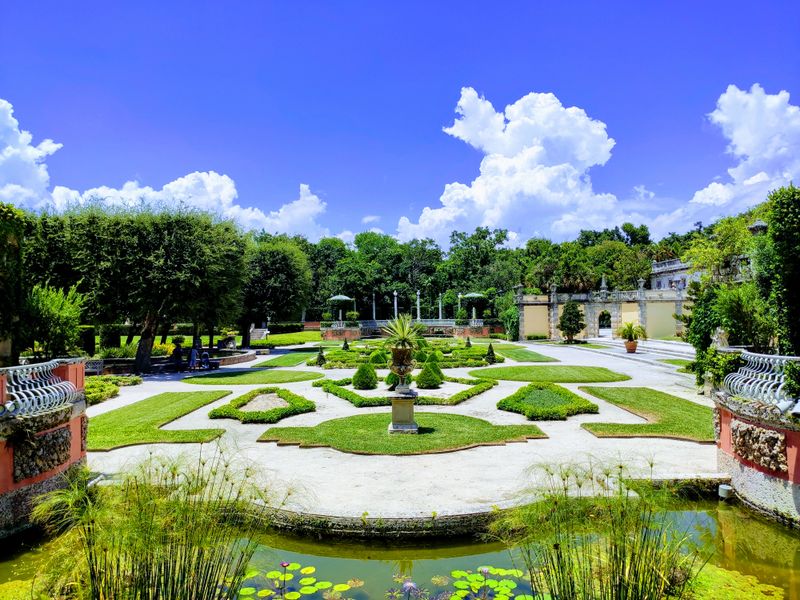 Gardens That Play With Perspective