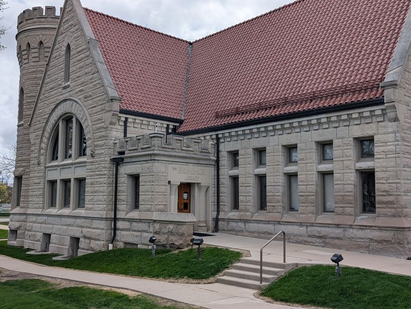 Planning Your Visit to This Literary Castle