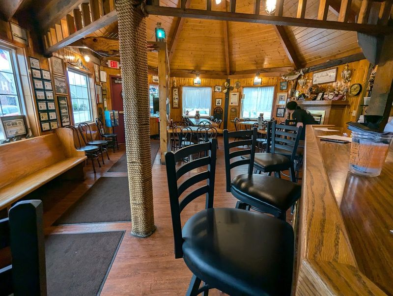 Brennan's Fish House, Grand River