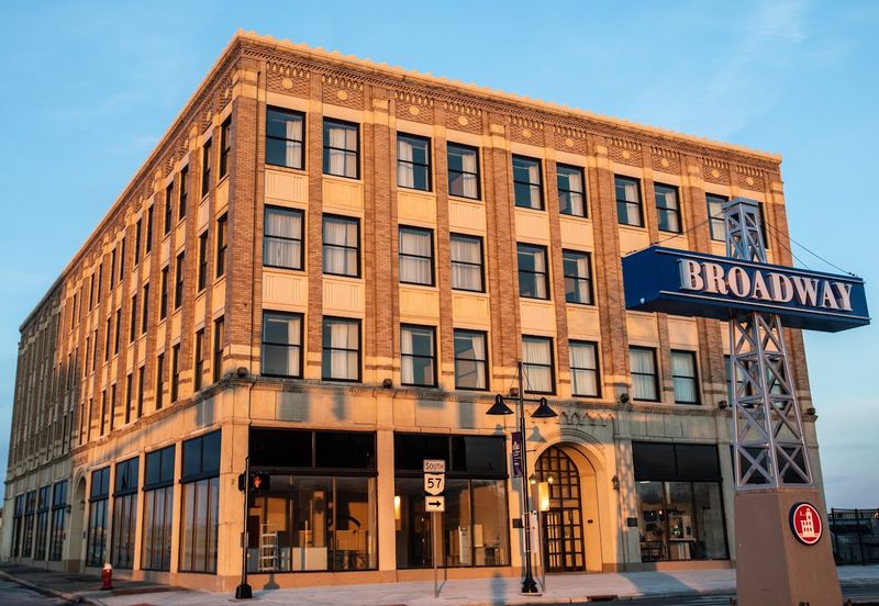 Ariel Broadway Hotel, Lorain Ariel Broadway Hotel, Lorain
