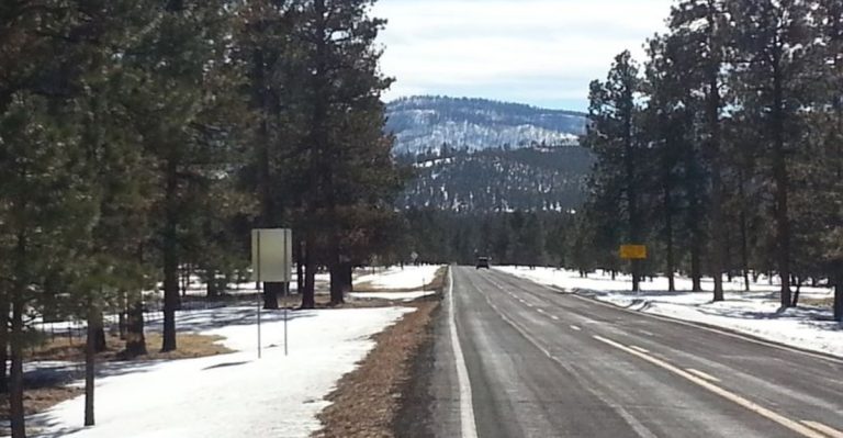 Arizona Locals Keep Returning To This Mountain Town When They Need Peace