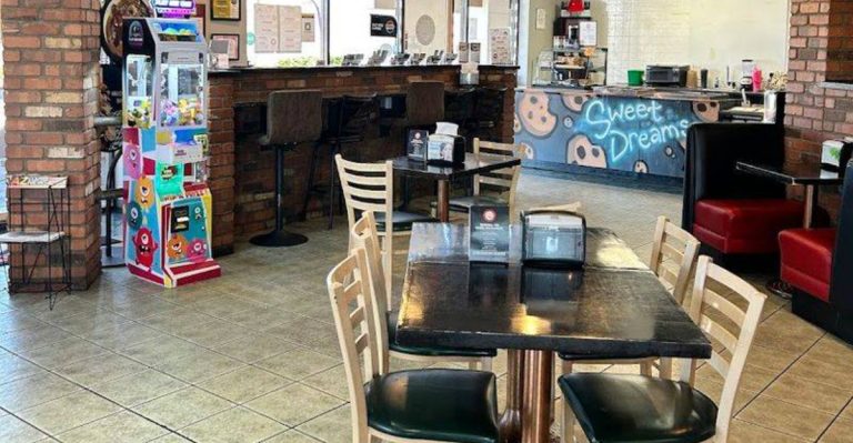 Arizona’s Best Fried Bologna Sandwich Is Hiding In Mesa