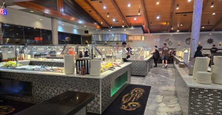 Arizona’s Ultimate Buffet Keeps Guests Coming Back Again And Again