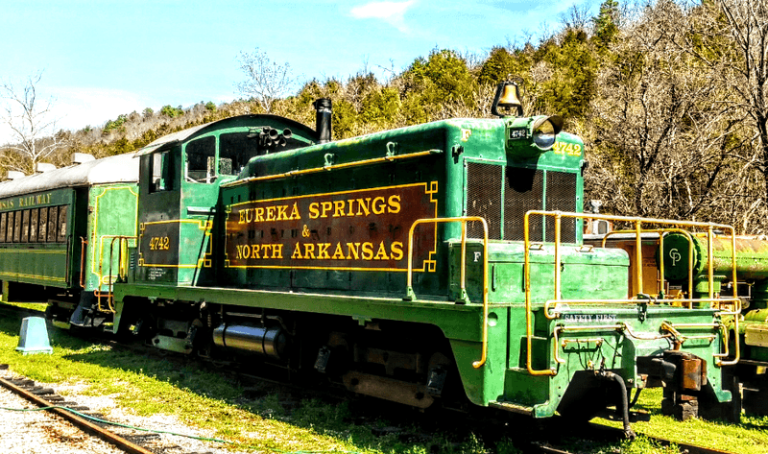 The Best Arkansas Train Rides Through The Natural State