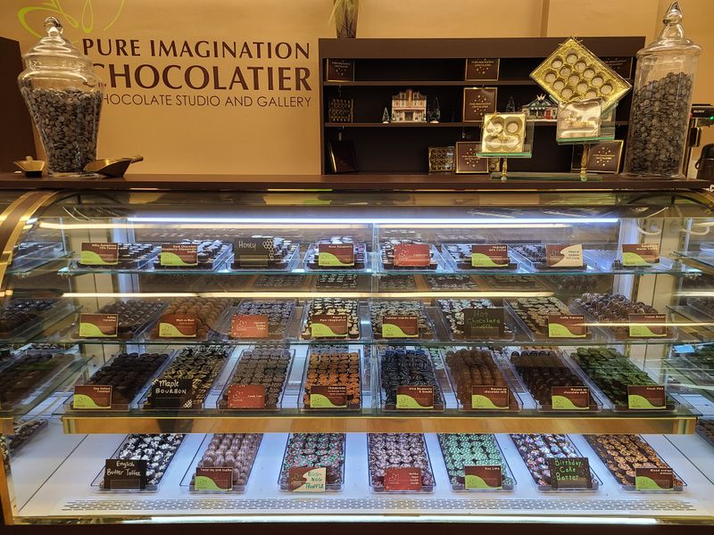 Pure Imagination Chocolatier, Grandview Heights