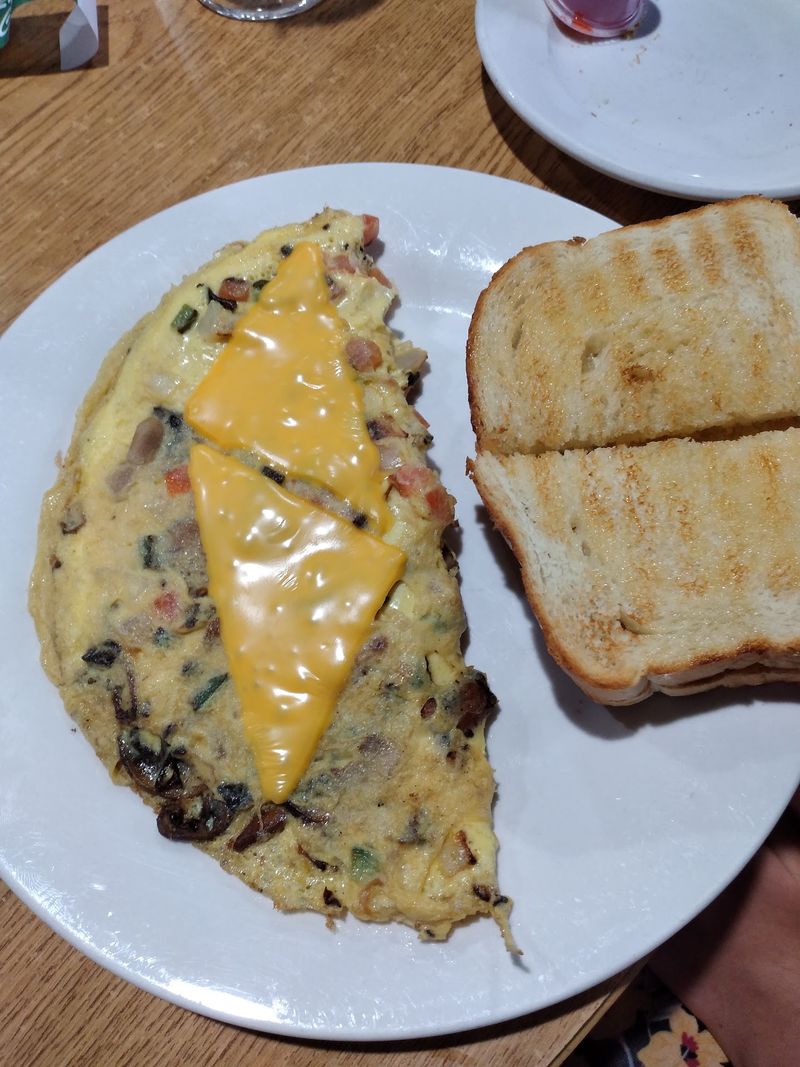 Arrive Early For A Hearty Omelet Arrive Early For A Hearty Omelet