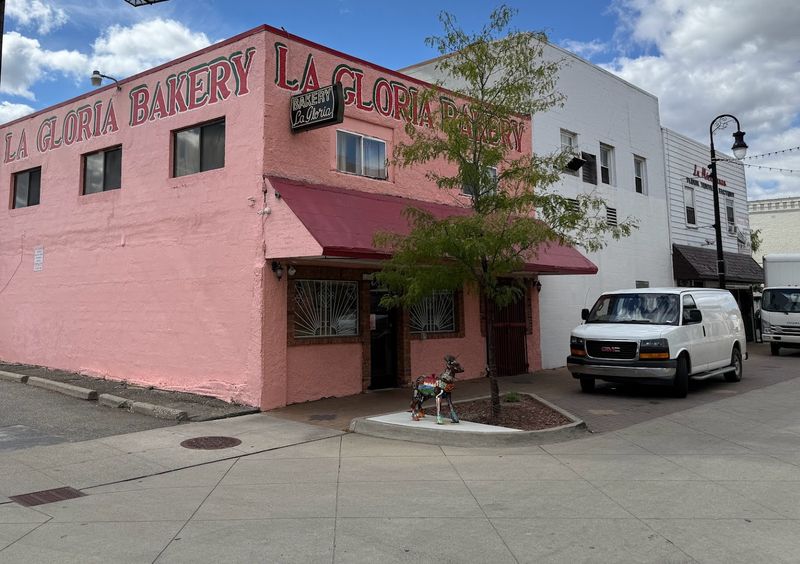 Mind The Monday Closure