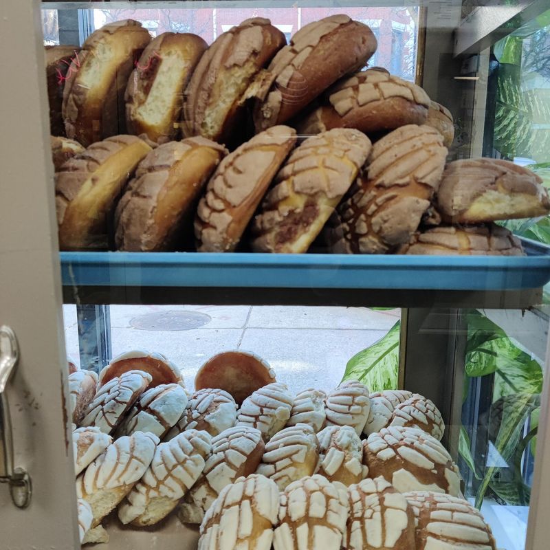 Artemio's Bakery, Chicago, IL
