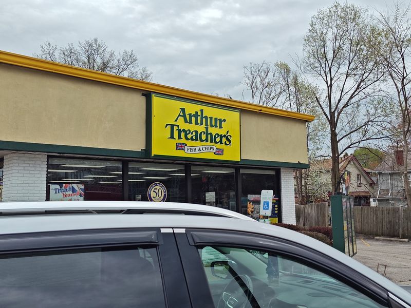 Arthur Treacher's Fish & Chips, Cuyahoga Falls Arthur Treacher's Fish & Chips, Cuyahoga Falls