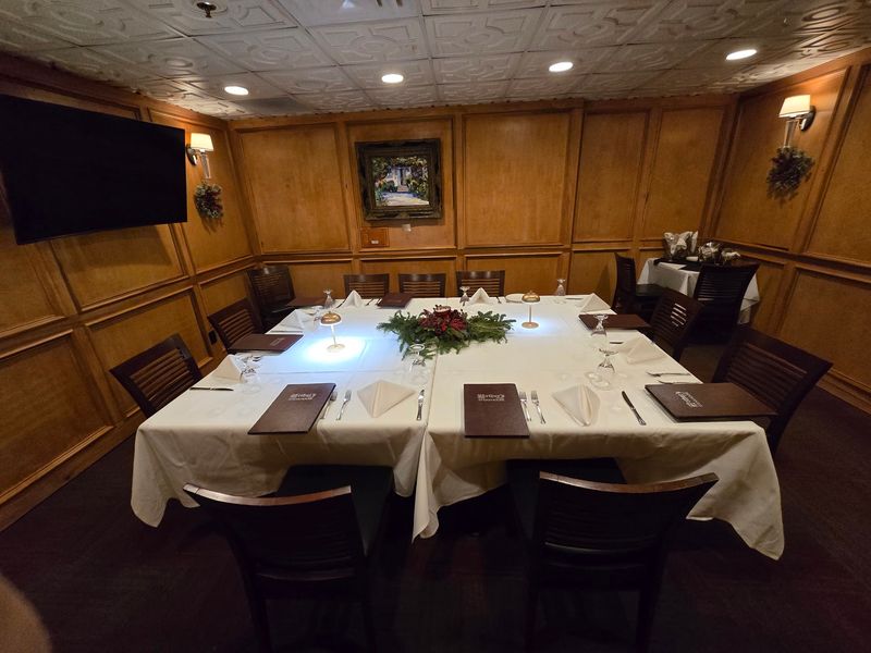 Arthur's Prime Steakhouse, Little Rock