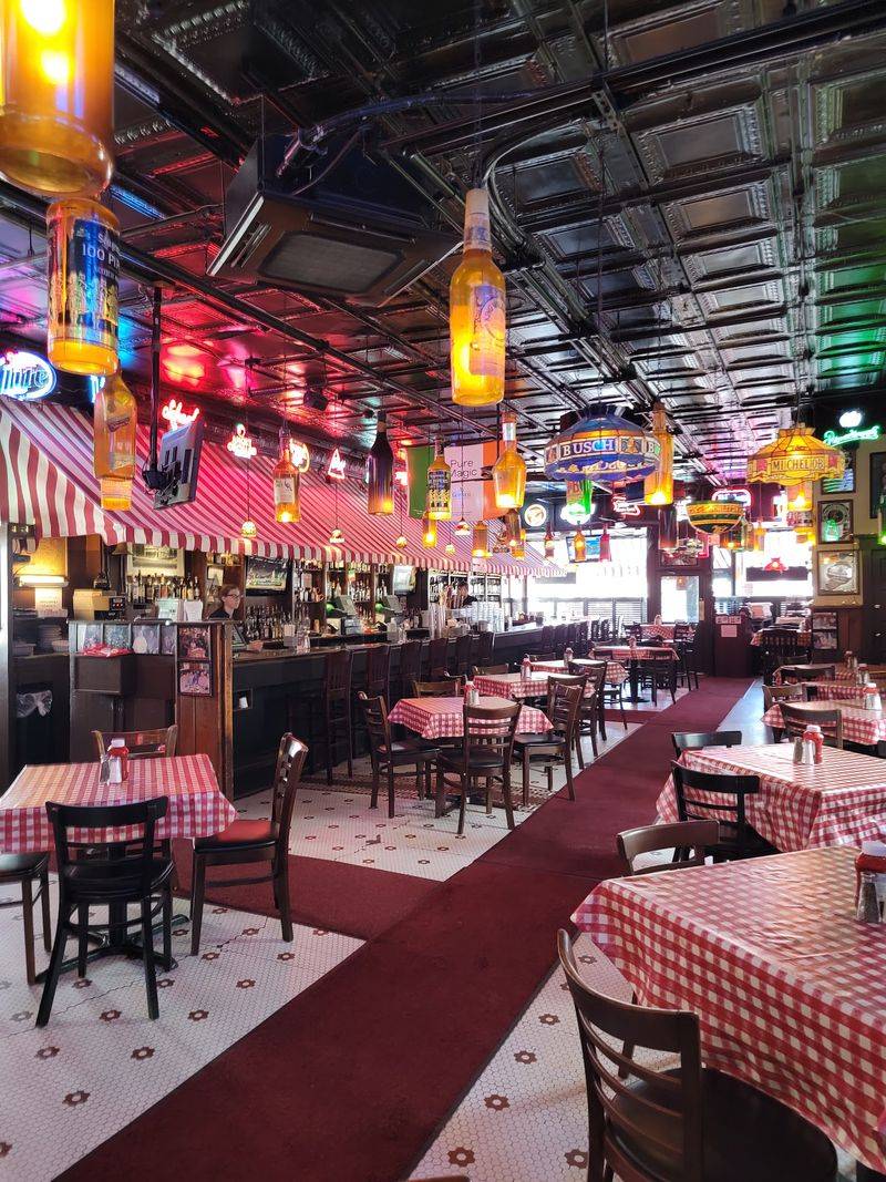 Arthur's Tavern