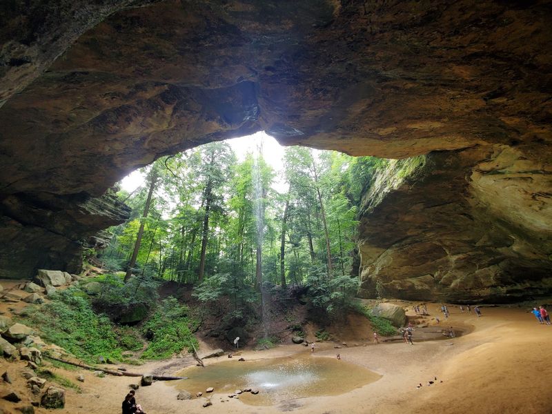 Ash Cave Gorge Trail, South Bloomingville