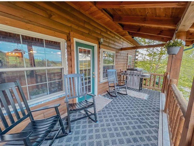 Ash Ridge Cabins, Laurelville