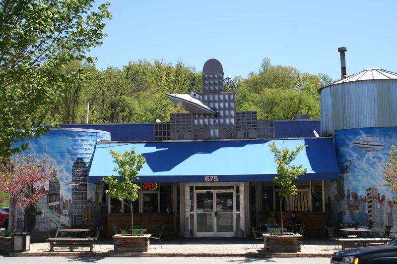 Asheville Pizza & Brewing Co