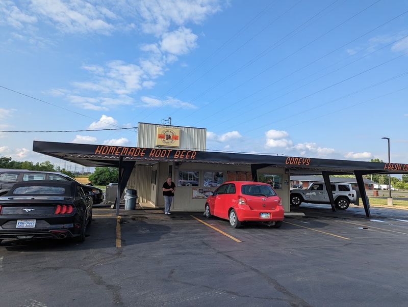 Ashland-Wooster Drive-In, Ashland