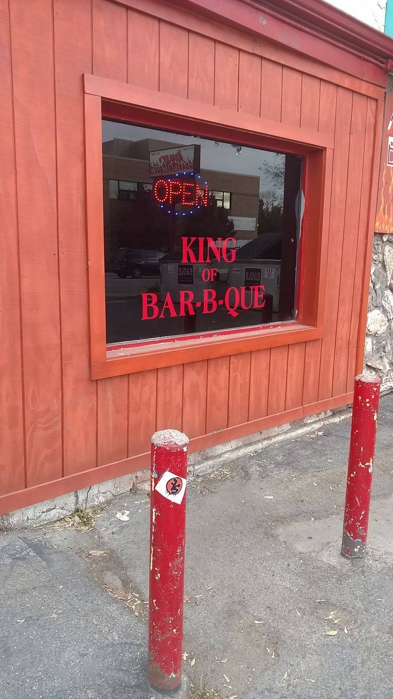 Ashley's Bar-B-Que, Milwaukee