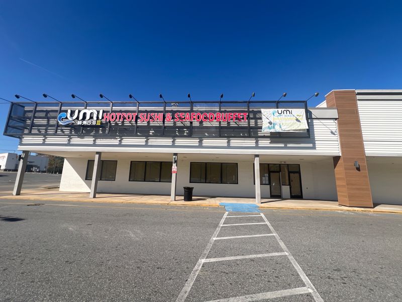 Umi Hotpot Sushi & Seafood Buffet