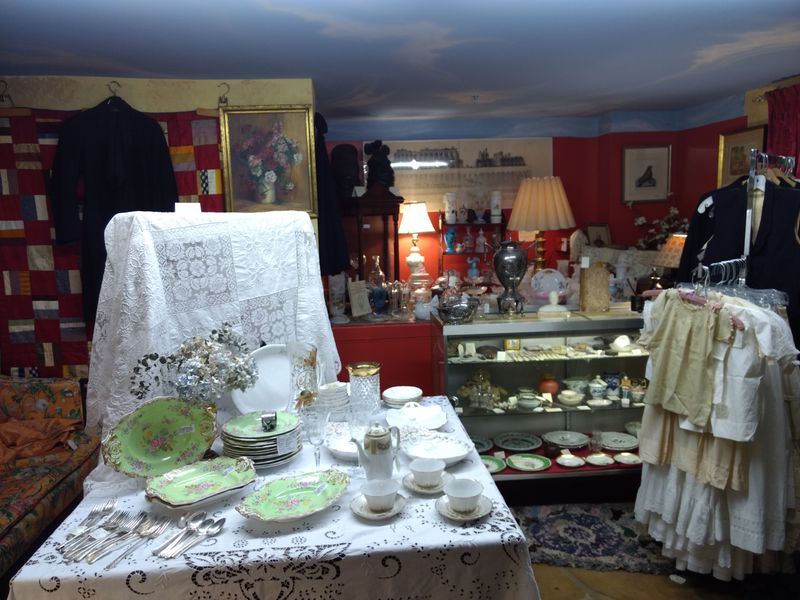 Hands In Your Lap When You're Not Eating